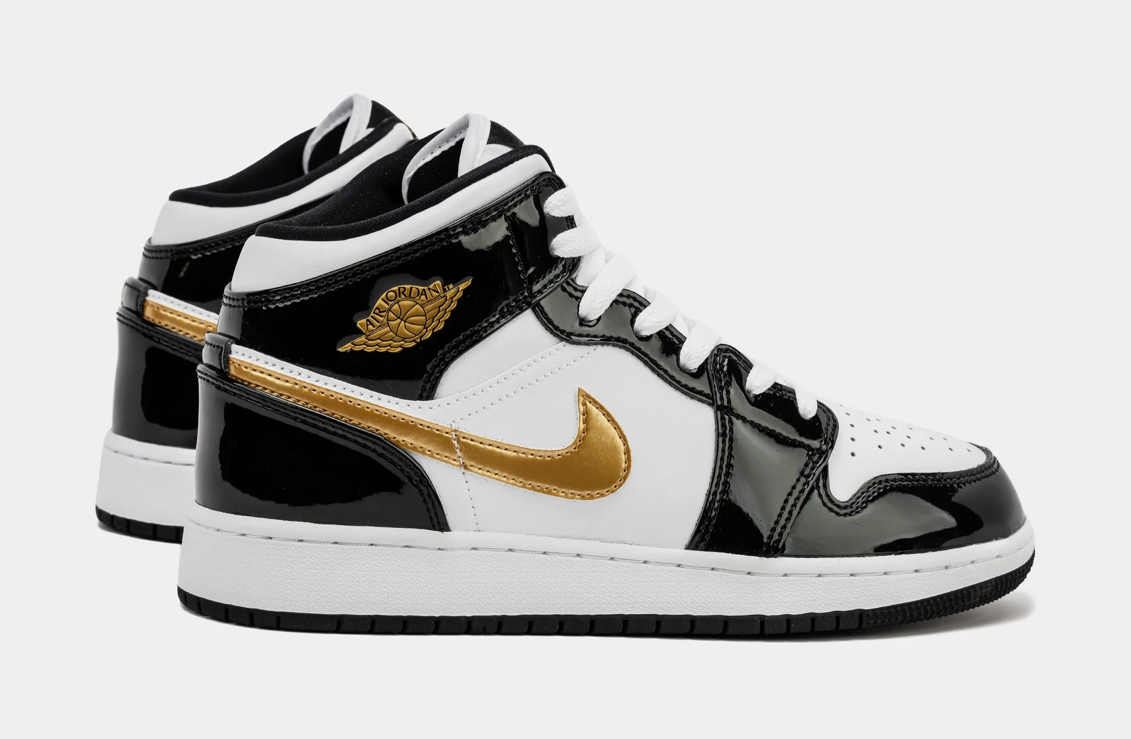 Air Jordan 1 Mid Patent Black Gold SE Grade School Lifestyle Shoes (Black/White/Metallic Gold)