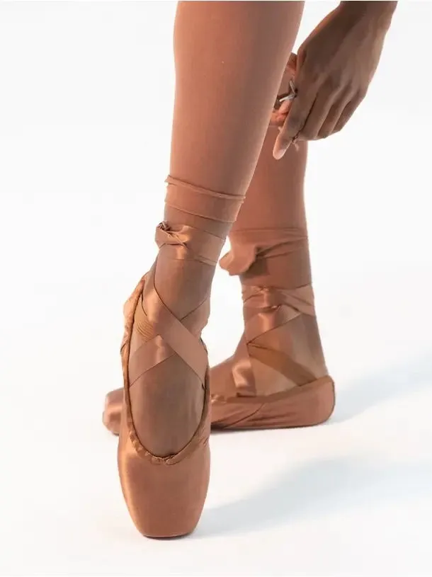 Capezio - Ava Pointe Shoe - Adult (1142W) - S60 (Maple)