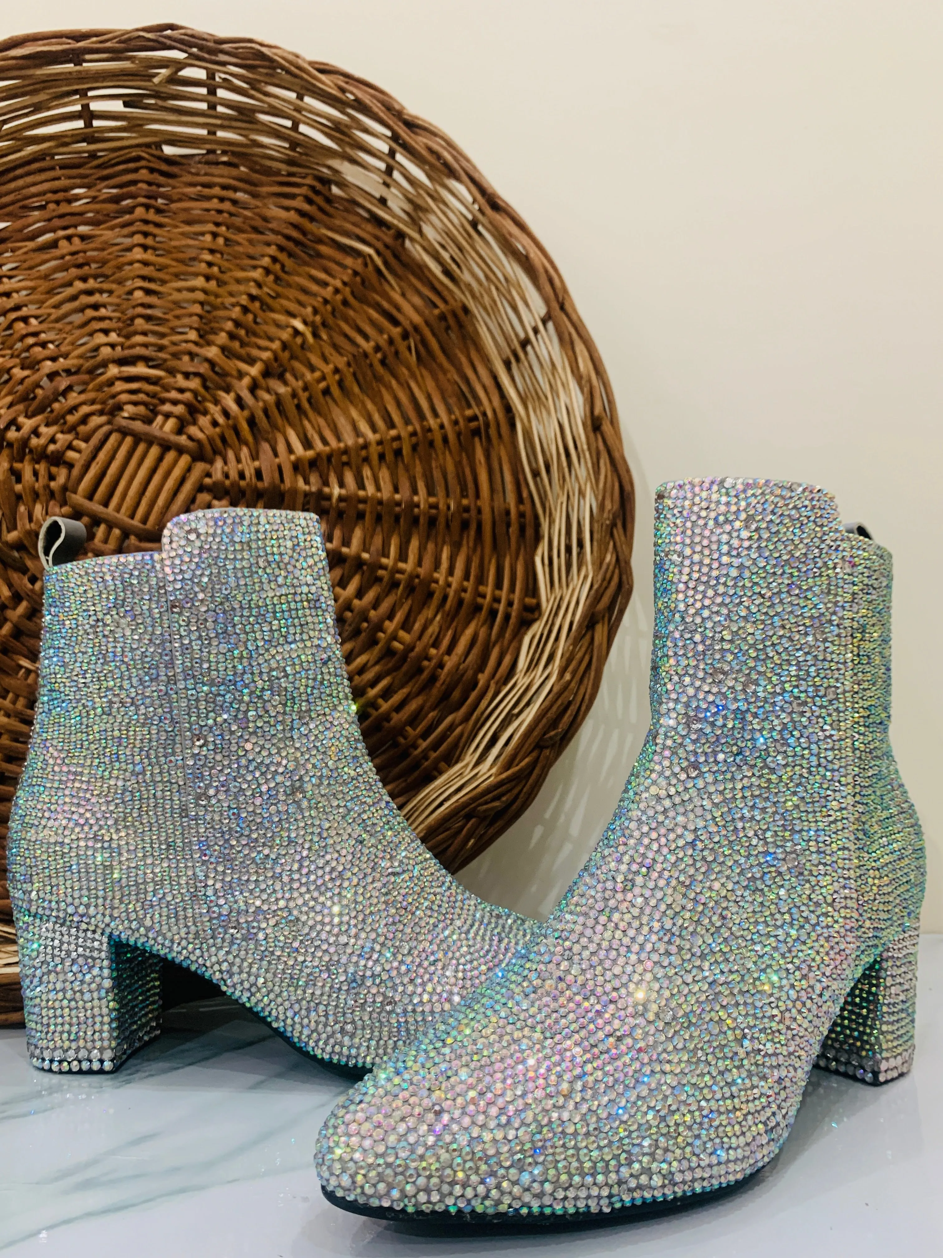 FUNKY N TRENDY Hand crystalized rhinestone boots for brides / bridesmaids/ silver boots / boots / rhinestone boots