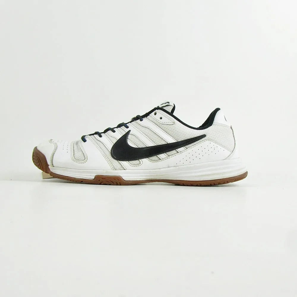 NIKE Court Shuttle 3