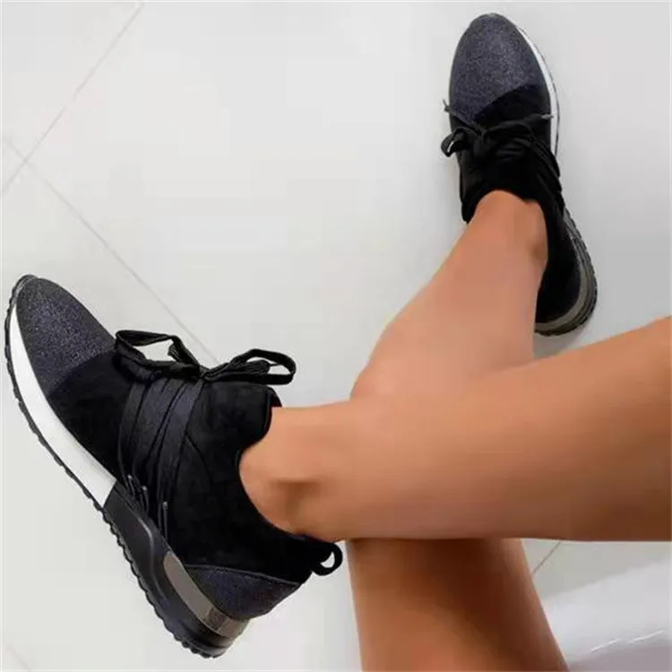 Women's New Casual Snake Print Flat Lace-up Sneakers